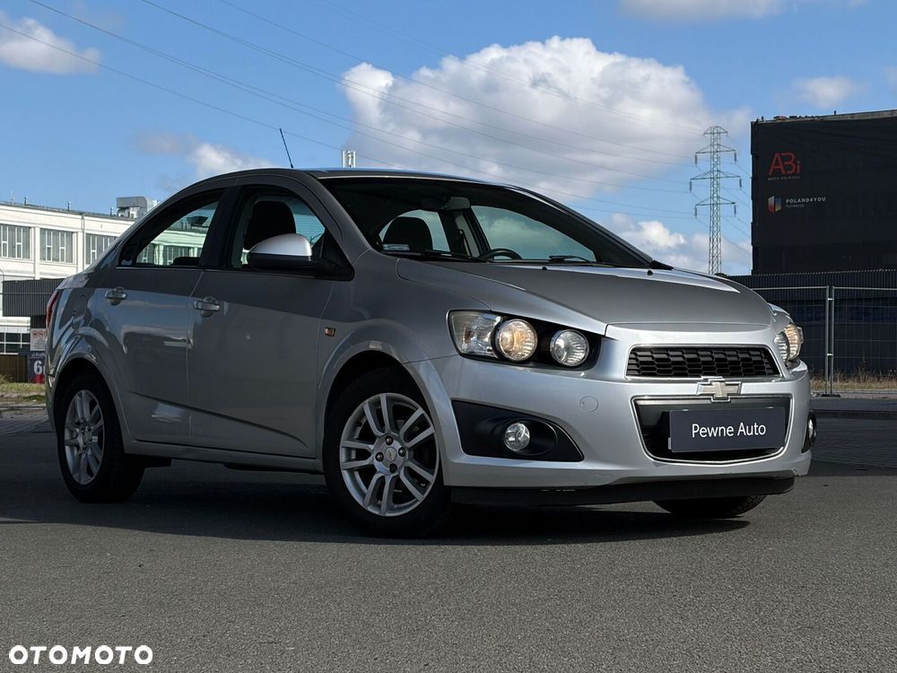Chevrolet Aveo - 4