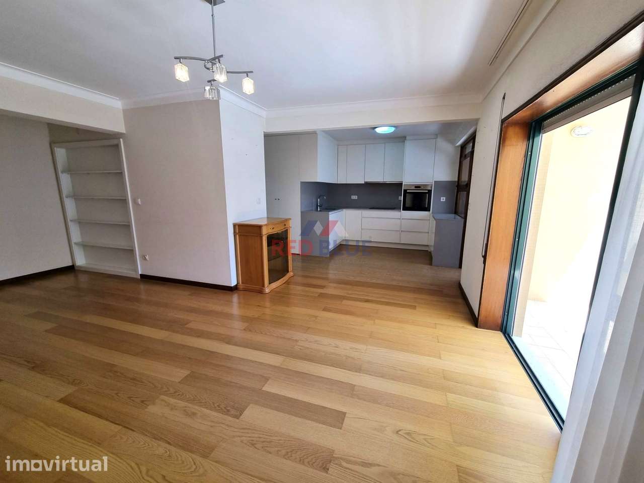 APARTAMENTO T2, JUNTO À PRAIA, PÓVOA DE VARZIM - Grande imagem: 3/25