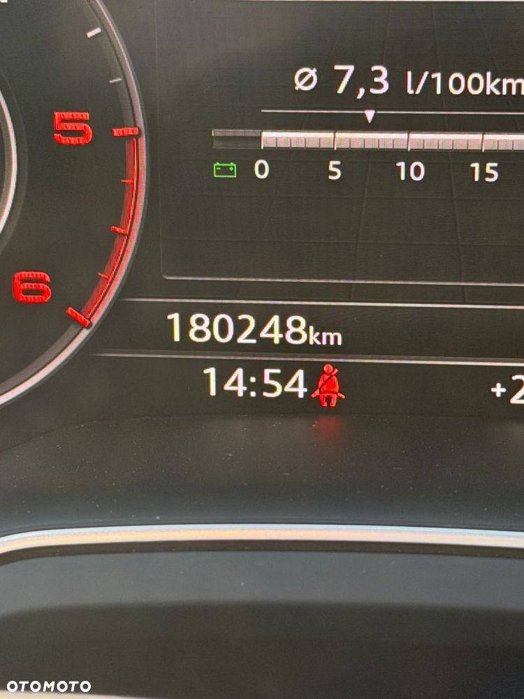 Audi Q7 - 10