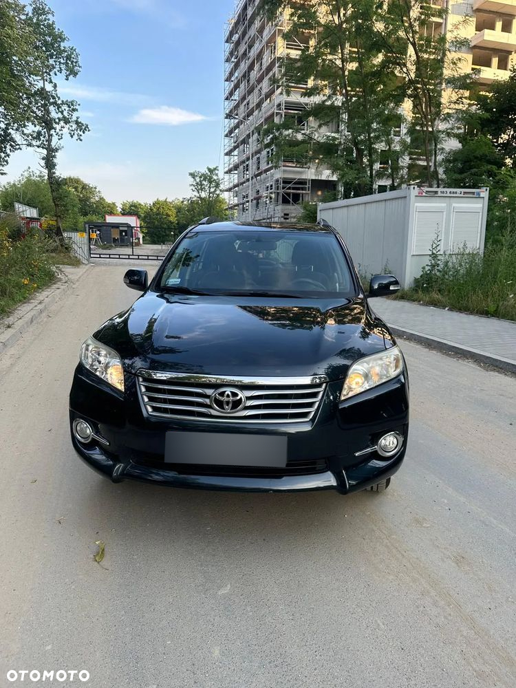 Toyota RAV4 - 18