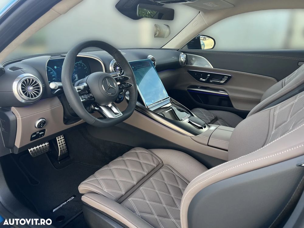 Mercedes-Benz AMG GT Coupe 55 4Matic+ - 10