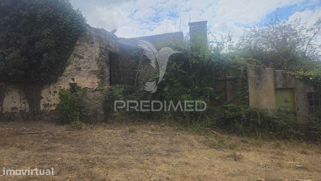 QUINTA COM 14.280 m² | 3 RUÍNAS | 5 POÇOS | NASCENTE | PERTO DE DOR... - Grande imagem: 3/18