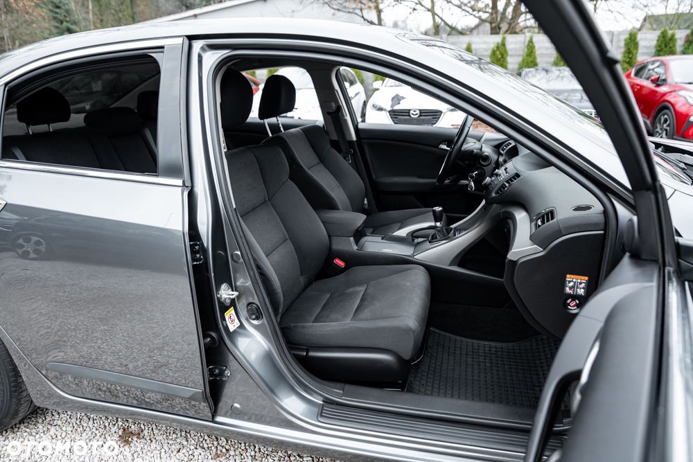 Honda Accord 2.0 S - 27