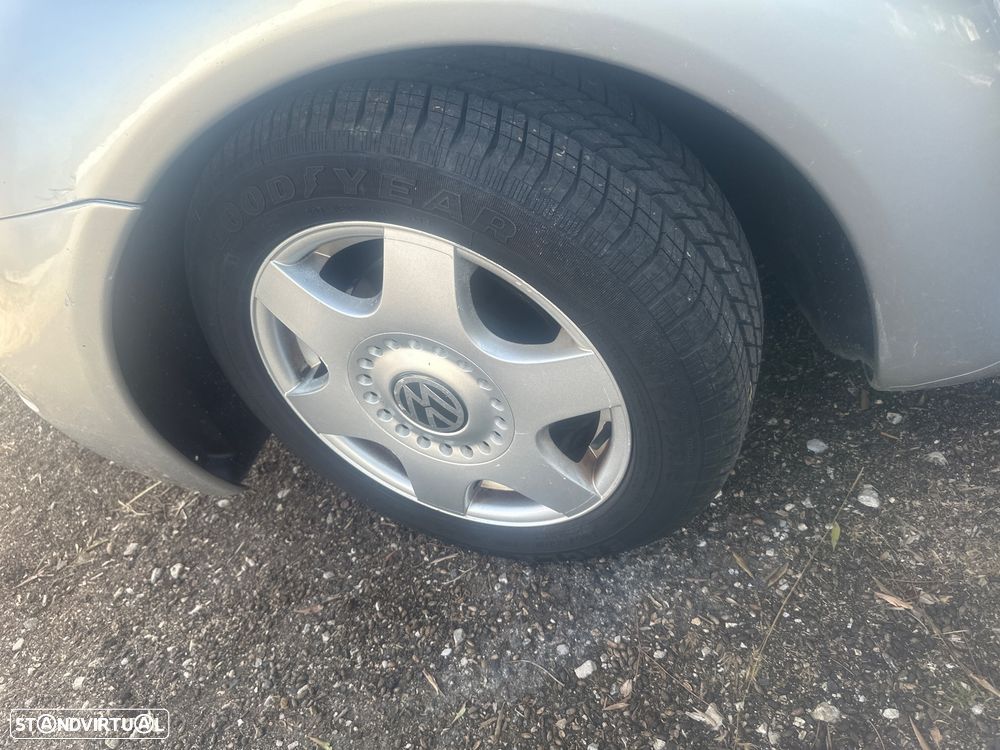 VW New Beetle 1.9 TDi - 5