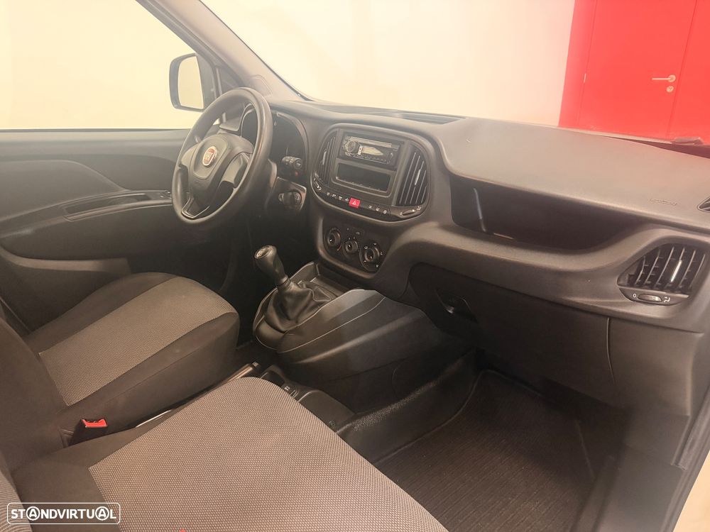 Fiat DOBLO 1.3 MJET 3 LUGARES - IVA DEDUTIVEL - 10