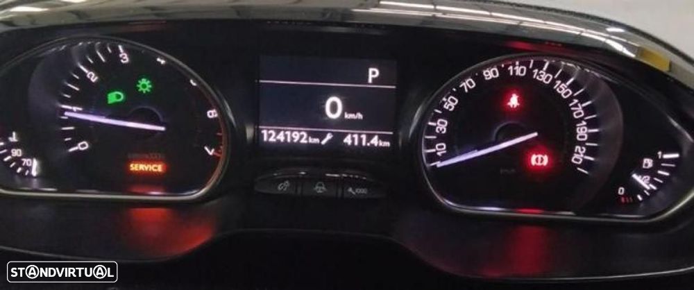 Peugeot 2008 - 5