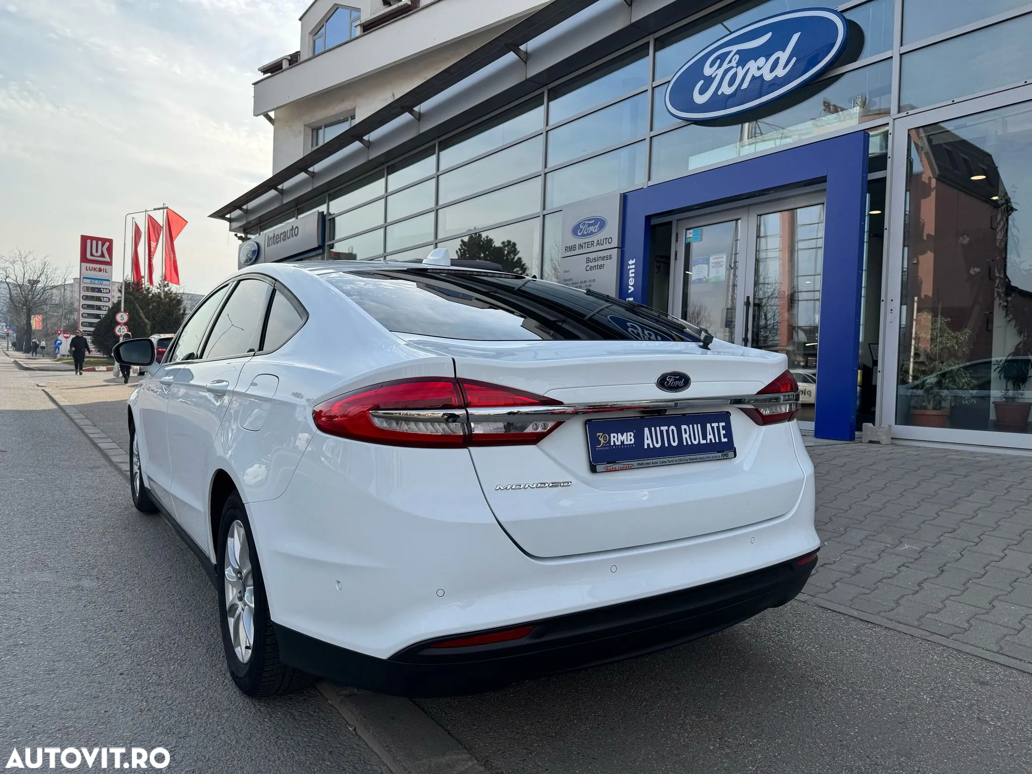 Ford Mondeo 2.0 TDCi Aut. Trend - 13