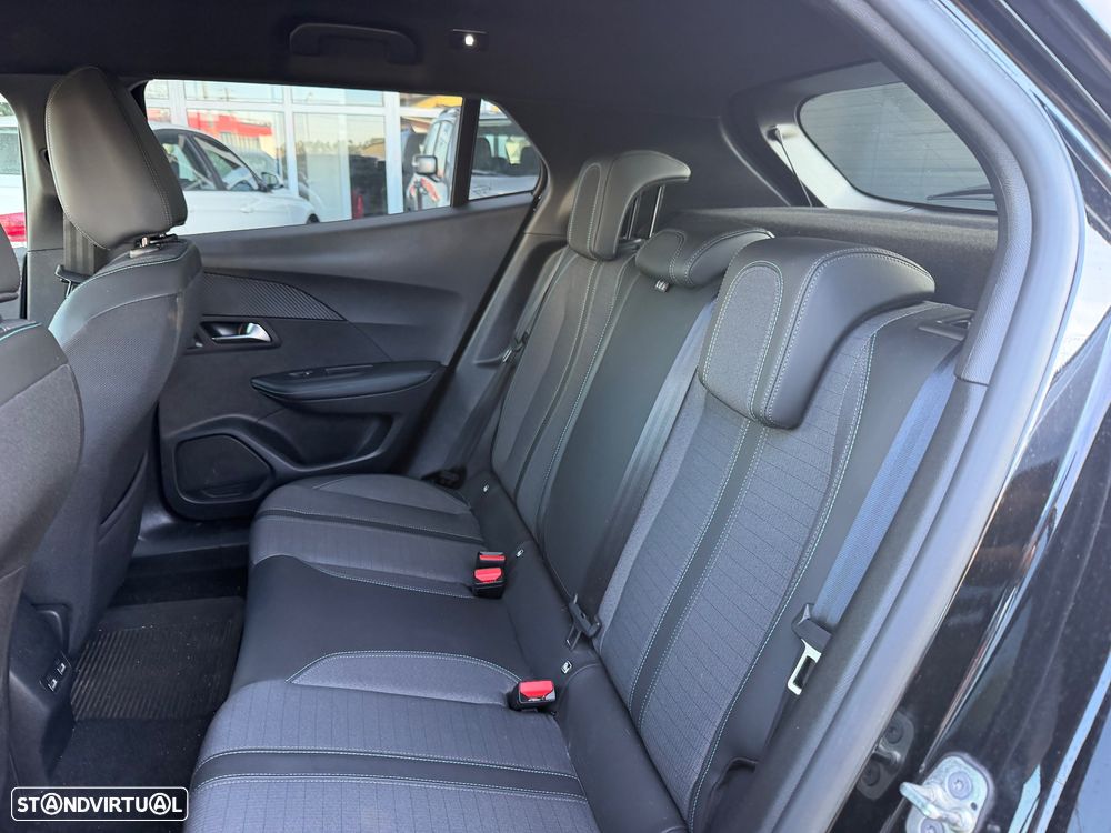 Peugeot 2008 1.2 PureTech Allure Pack - 16