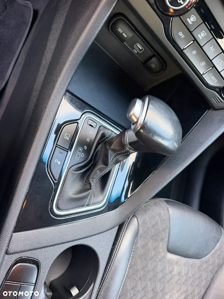Kia Niro 1.6 GDI 2WD Vision - 17