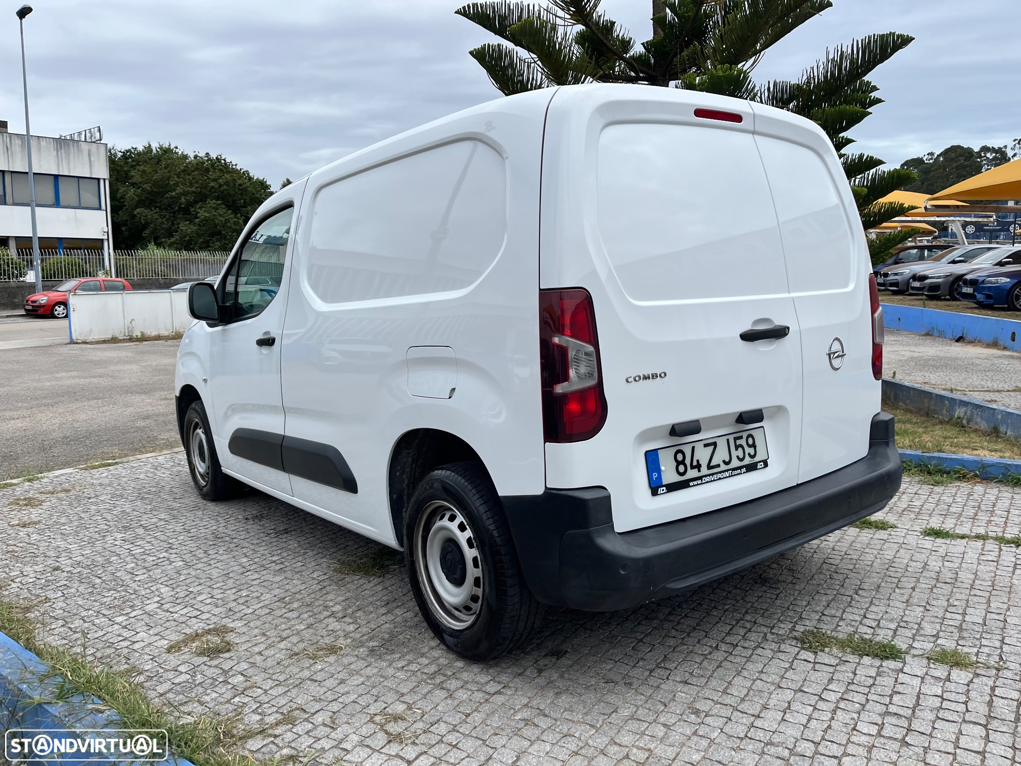 Opel Combo 1.5 CDTi L1H1 - 11