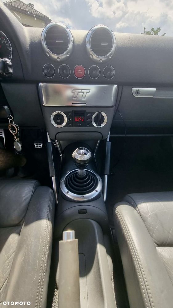 Audi TT Coupé 1.8T Quattro - 5