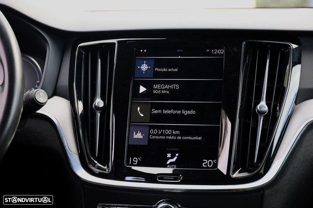 Volvo V60 2.0 T6 AWD TE R-Design - 19