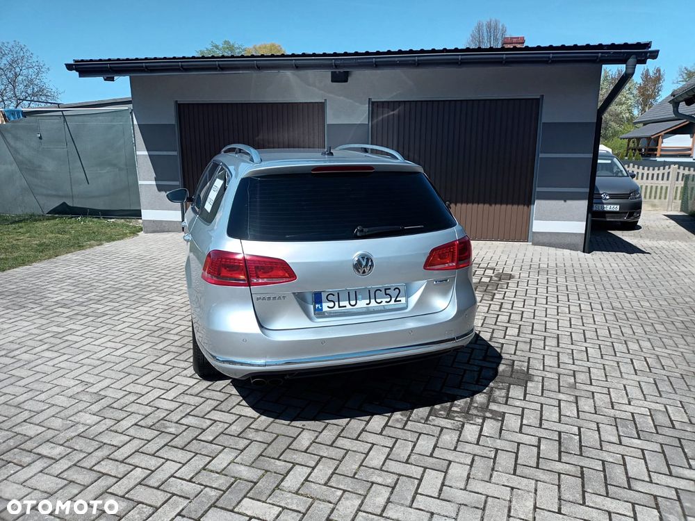 Volkswagen Passat 2.0 TDI Highline DSG - 8