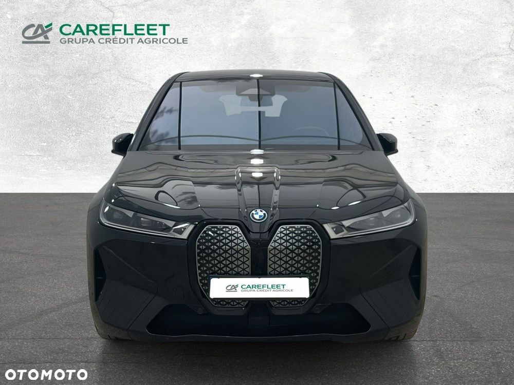 BMW iX - 2