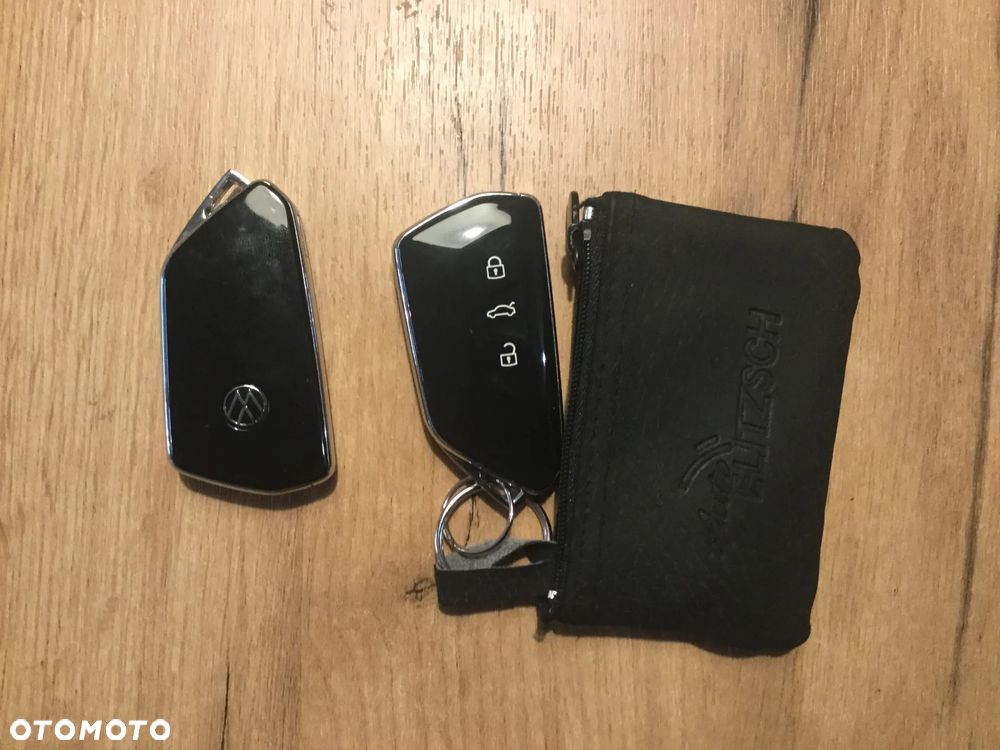 Volkswagen Golf - 38