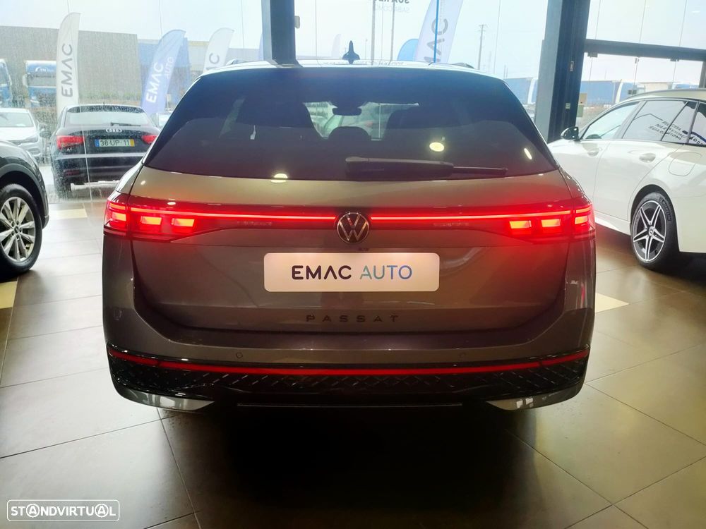 VW Passat Variant 2.0 TDI R-Line DSG - 6