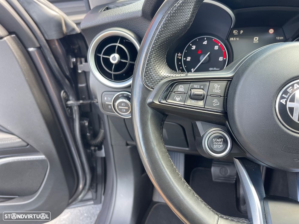 Alfa Romeo Stelvio 2.2 16V AT8 Super - 14