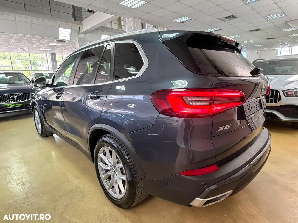 BMW X5 xDrive25d - 11