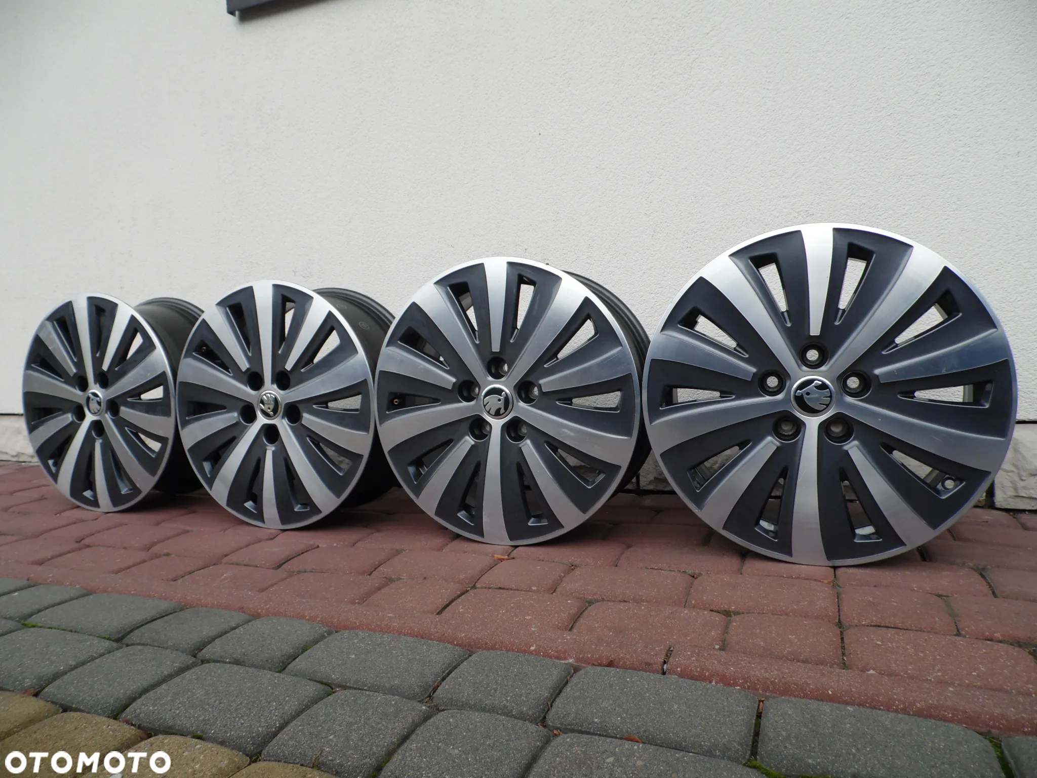 Felgi 17'' 5x112 Skoda 3V0 Superb Octavia Yeti Karoq Kodiaq - 2