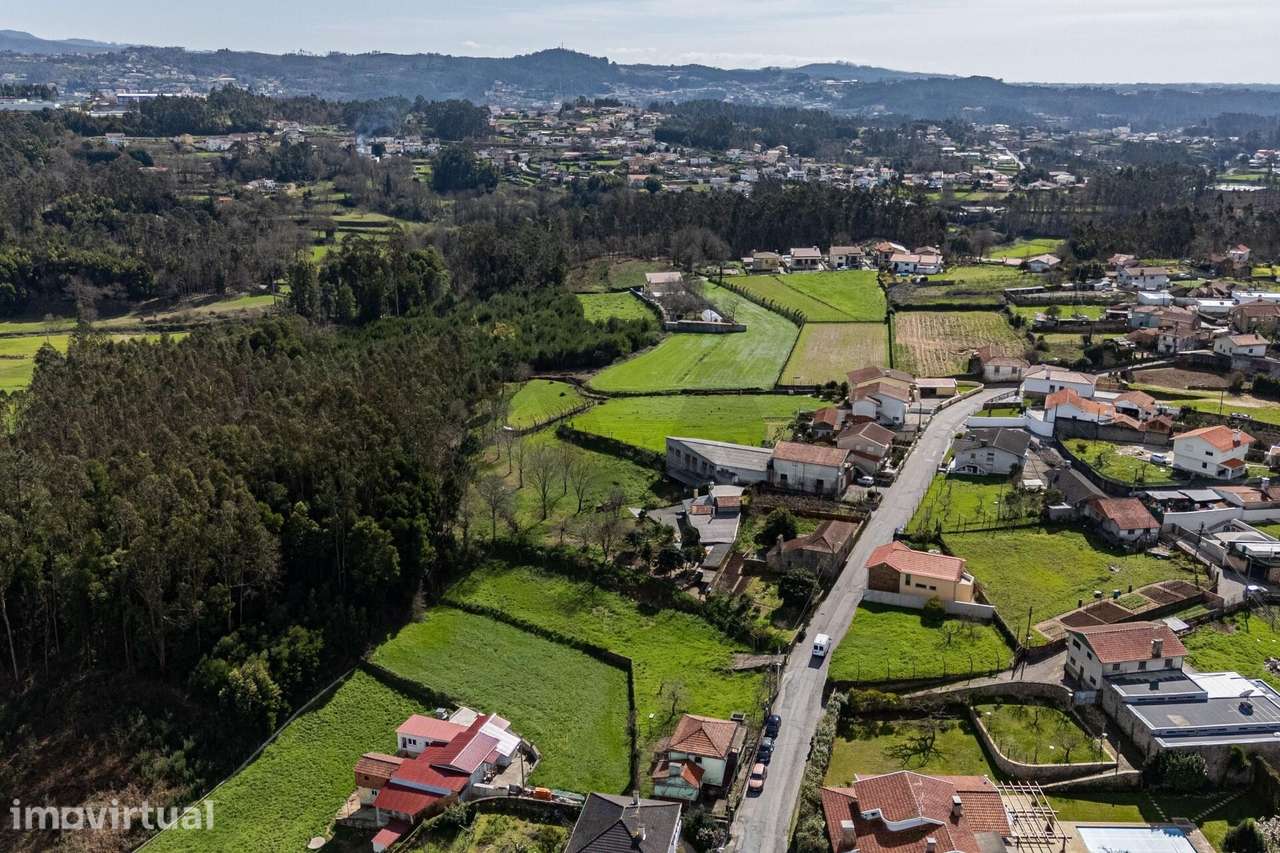 Terreno com 1428M2 para Construção de Moradia - Grande imagem: 3/18