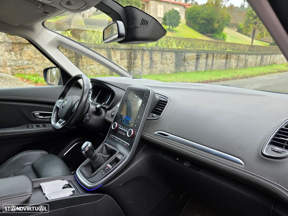 Renault Scénic Energy dCi 130 Start & Stop Euro 6 Bose Edition - 23