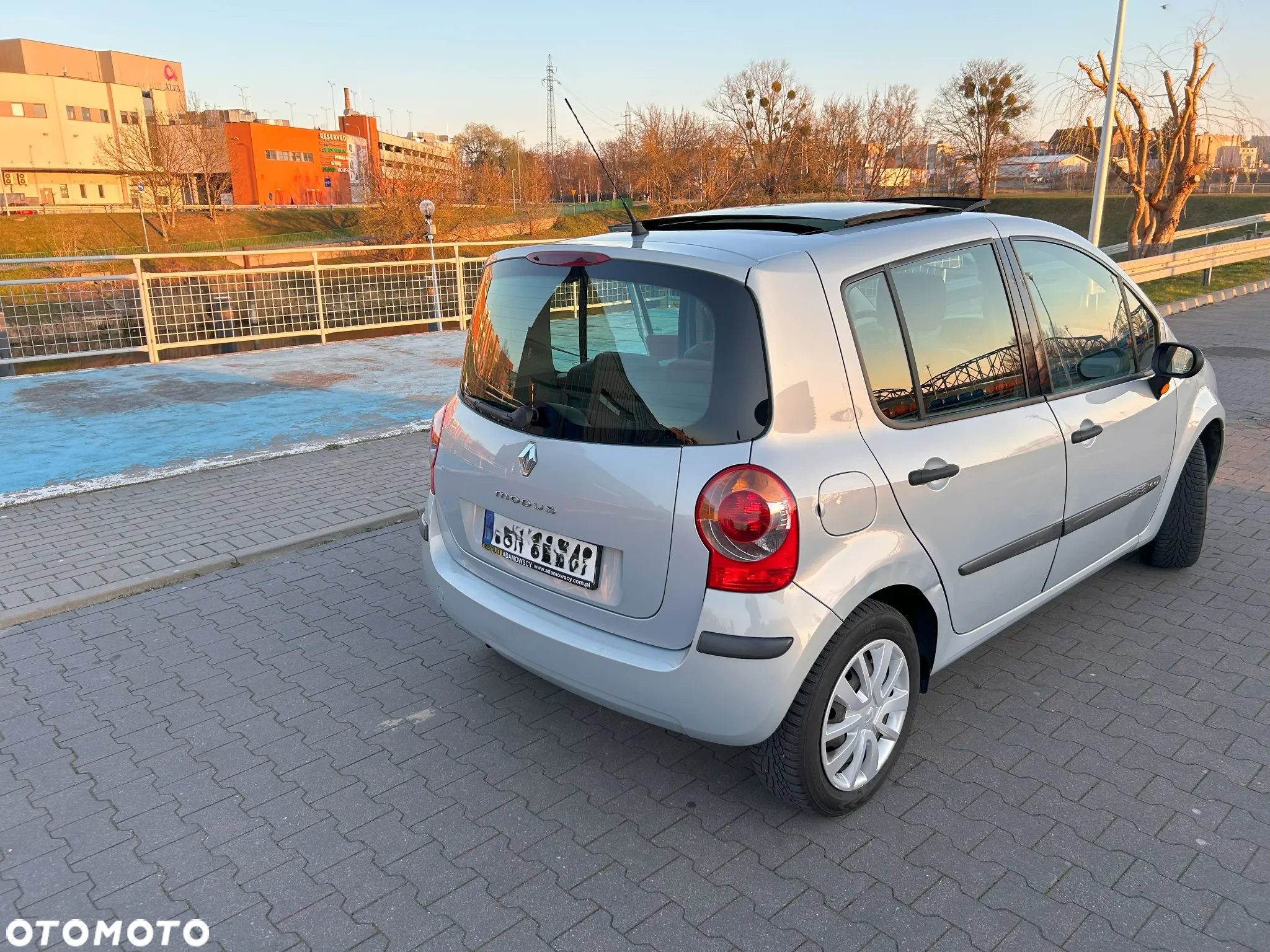 Renault Modus - 24