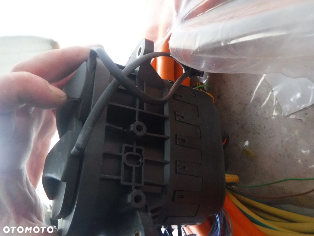 CHARX T2HBI12-DC200-2,0M2 - Gniazdo pojazdu KONTAKT PHOENIX kabel do samochodu elektrycznego nowe oe - 5