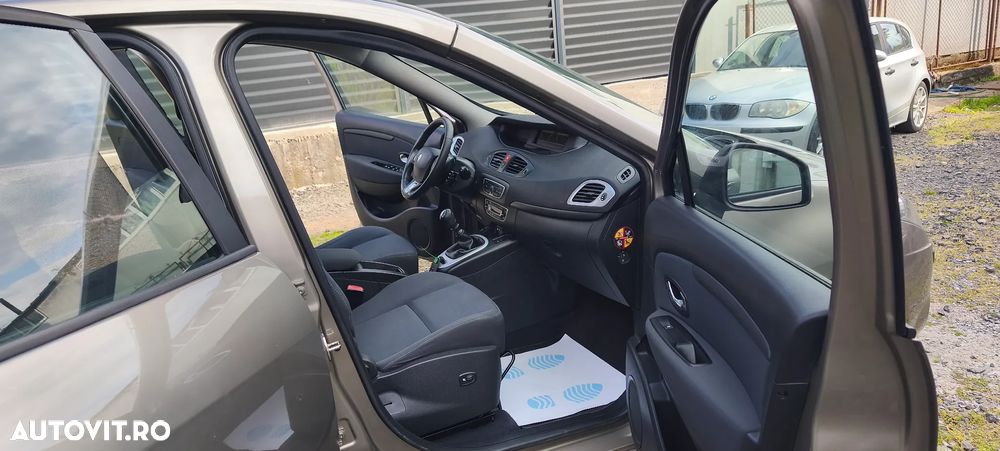 Renault Scenic TCe 130 Dynamique - 28