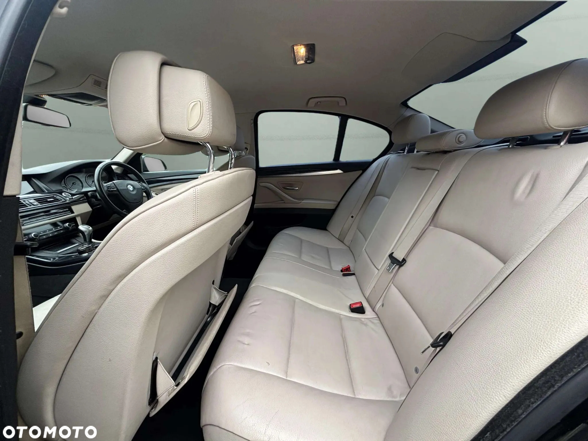 BMW Seria 5 520d - 13