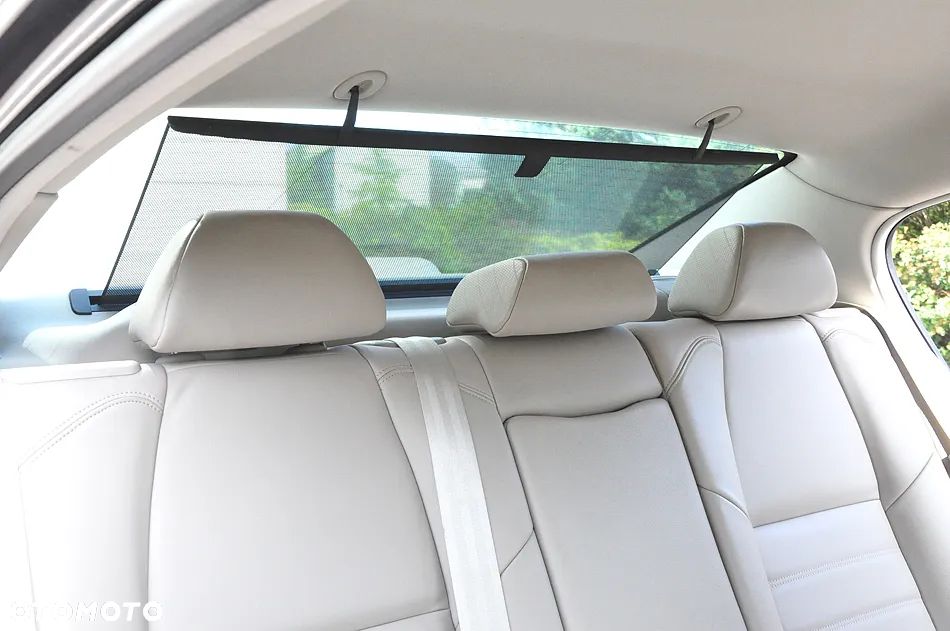 Peugeot 508 HDi FAP 140 Allure - 24