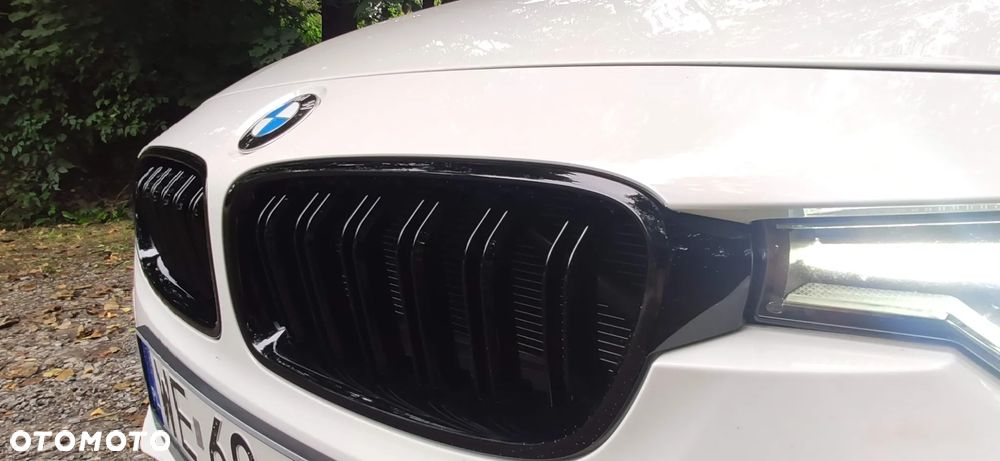 BMW Seria 3 318i - 19