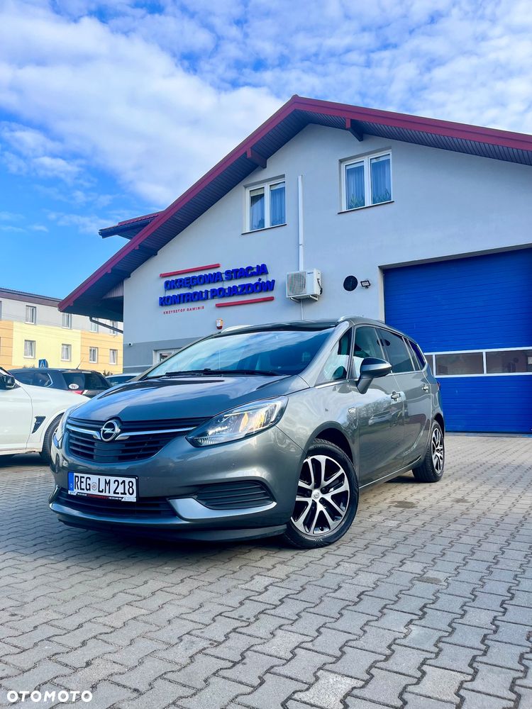 Opel Zafira - 1