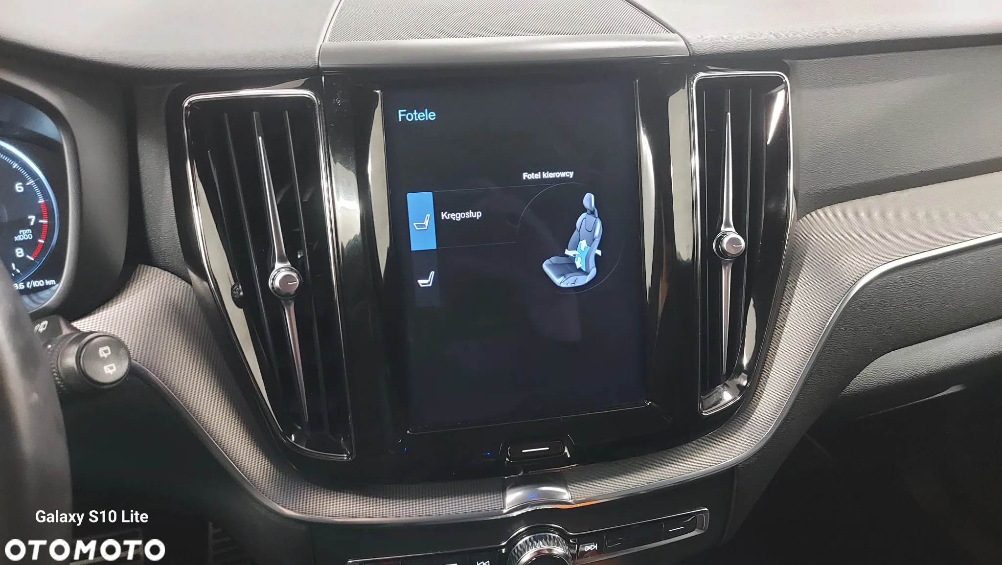 Volvo XC 60 B4 B Geartronic RDesign - 27
