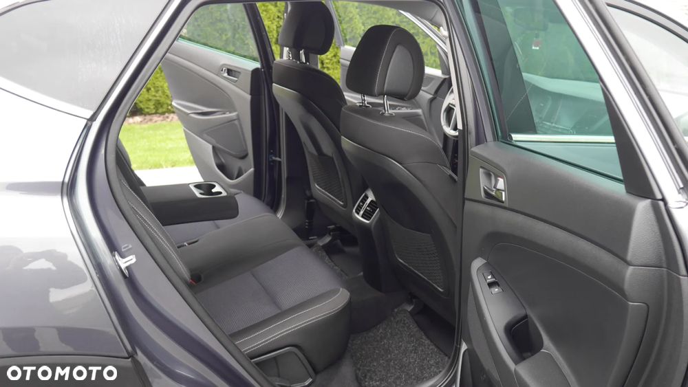 Hyundai Tucson 1.7 CRDI BlueDrive GO 2WD - 27