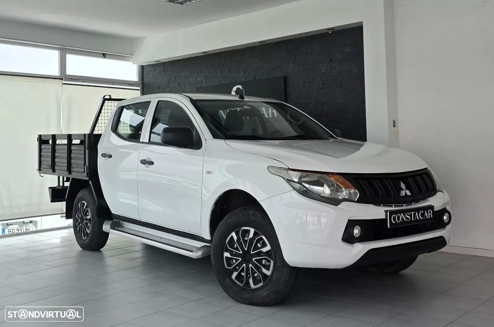 Mitsubishi L200 2.4 DI-D CD Invite 4WD - 1