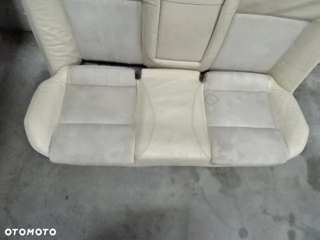 KANAPA TYŁ SKODA SUPERB SEDAN NR537 - 2