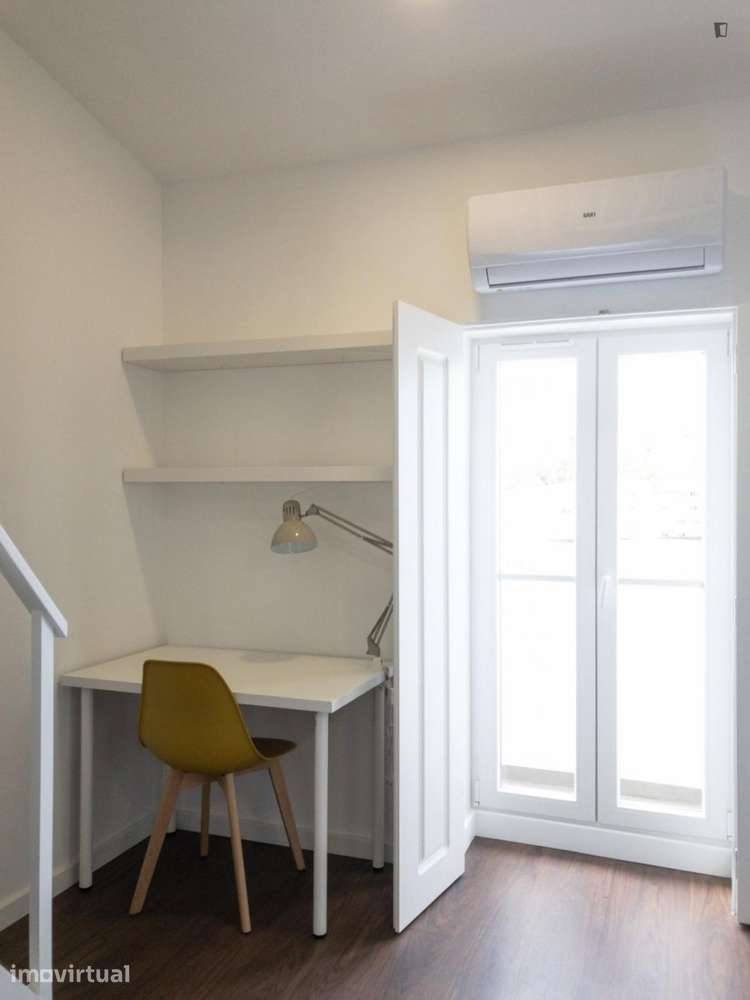 Estúdio - localizado em Montes Claros Coimbra - Grande imagem: 4/6