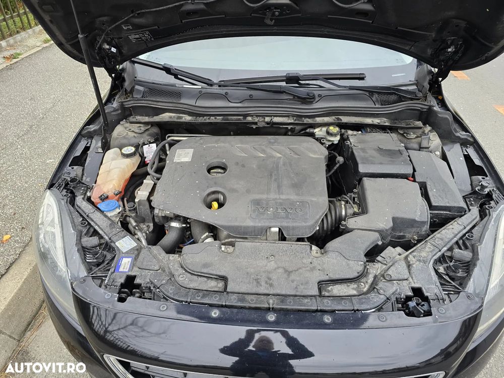 Volvo V40 D2 Aut. Momentum - 13