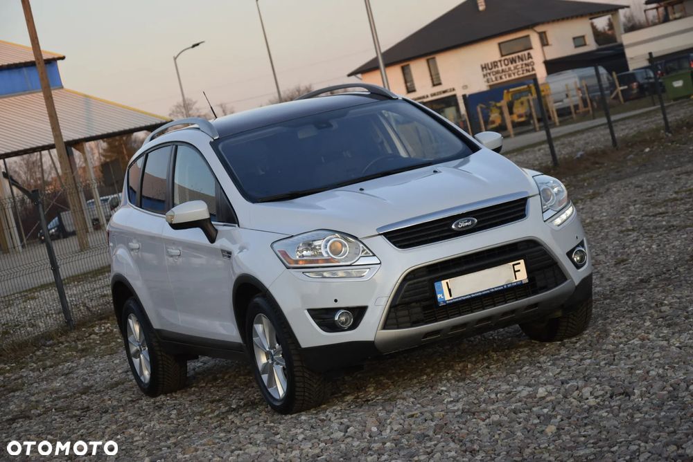 Ford Kuga 2.0 TDCi FWD Titanium Plus - 13