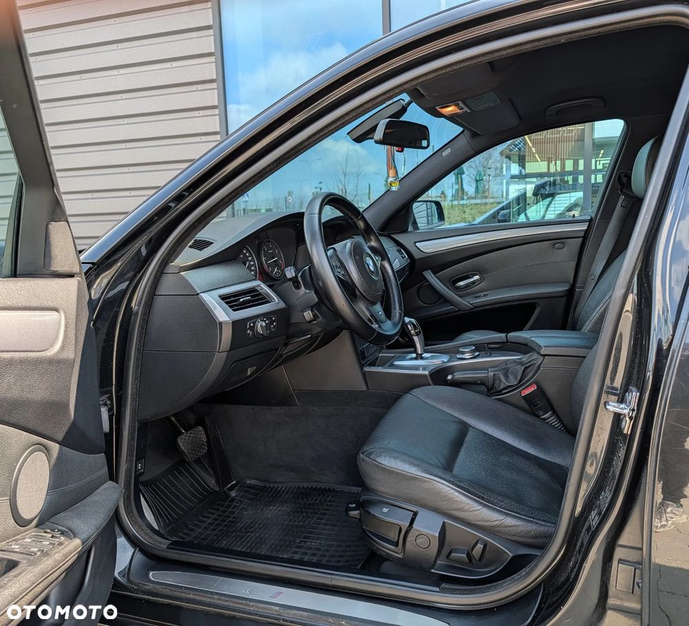 BMW Seria 5 530d Sport-Aut Edition Sport - 6