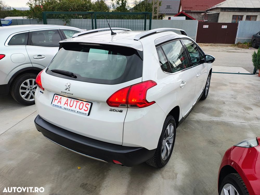 Peugeot 2008 PureTech 110 GPF Stop&Start EAT6 Allure - 27