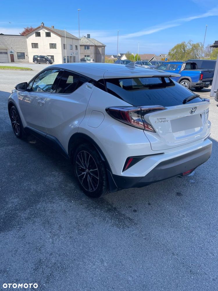 Toyota C-HR Lounge - 7