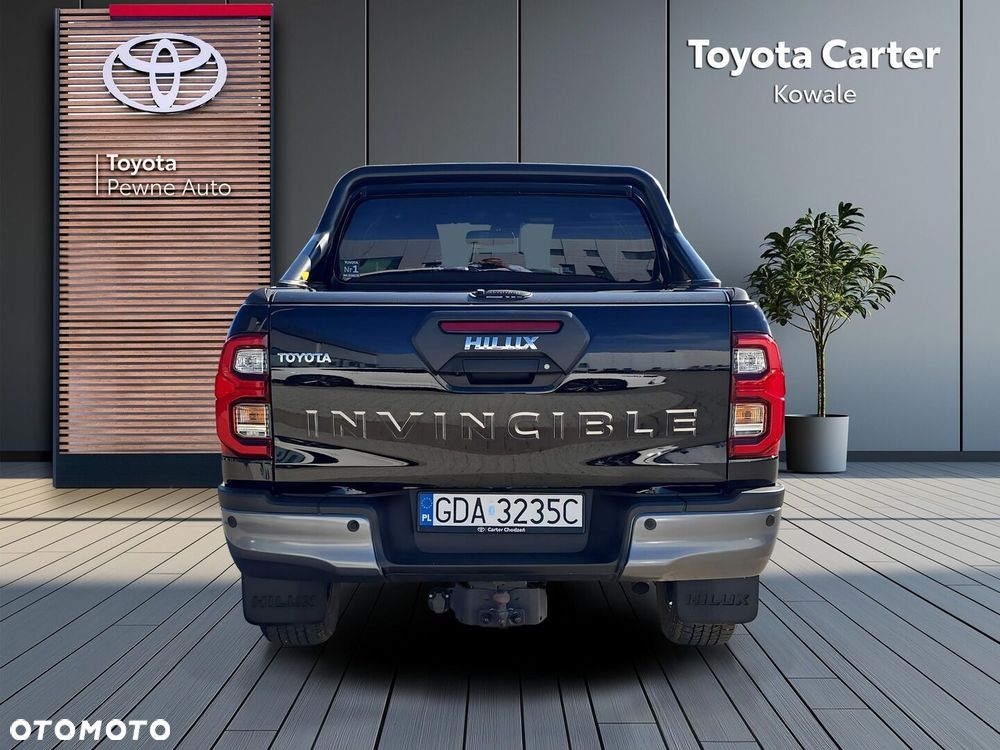 Toyota Hilux 2.8 D-4D mHEV Double Cab Invincible 4x4 - 5