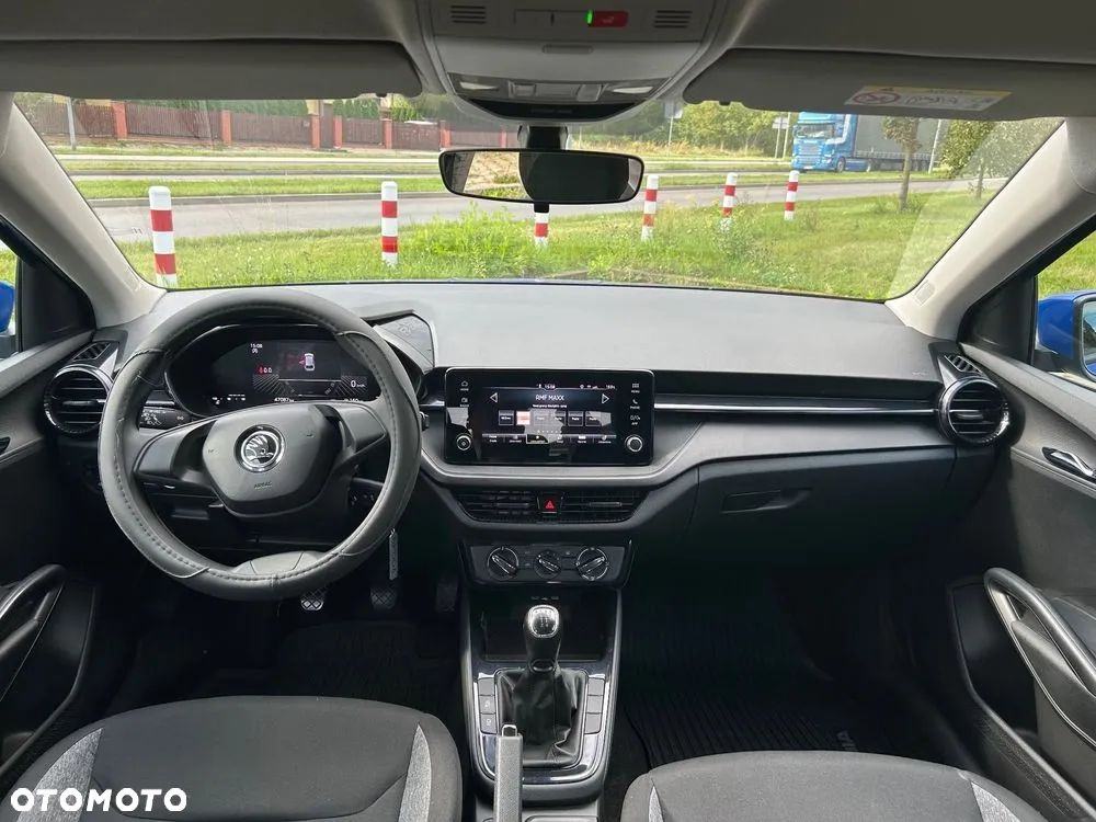 Skoda Fabia 1.0 Essence - 3
