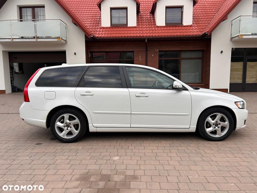 Volvo V50 D2 Summum - 3