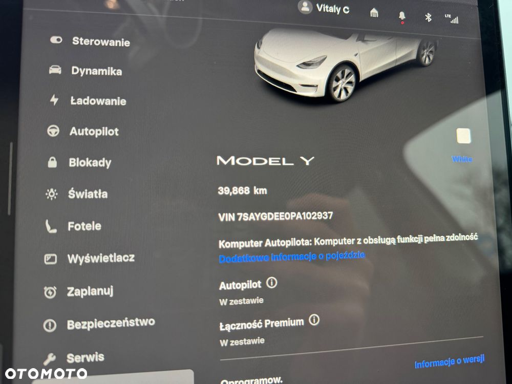 Tesla Y Long Range Dual Motor AWD - 27