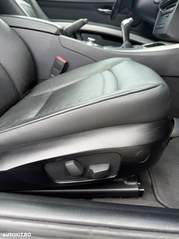 BMW Seria 3 320d Edition Exclusive - 17