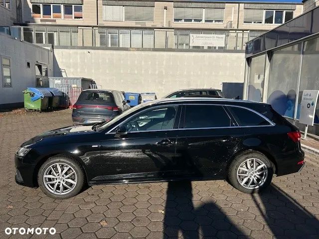 Audi A4 Avant 40 TFSI S tronic - 3