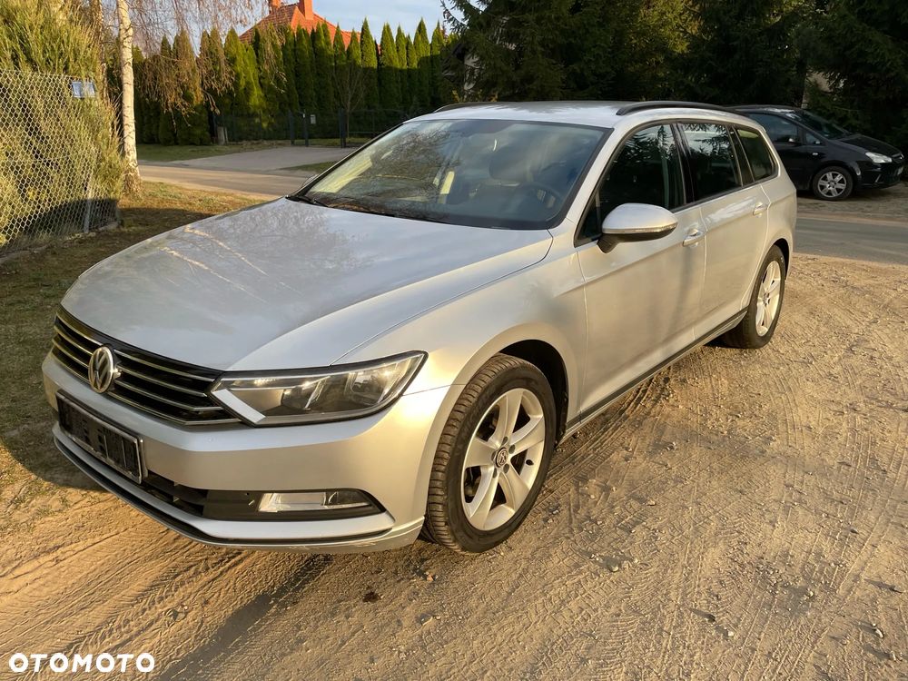 Volkswagen Passat 1.6 TDI BMT Trendline - 1