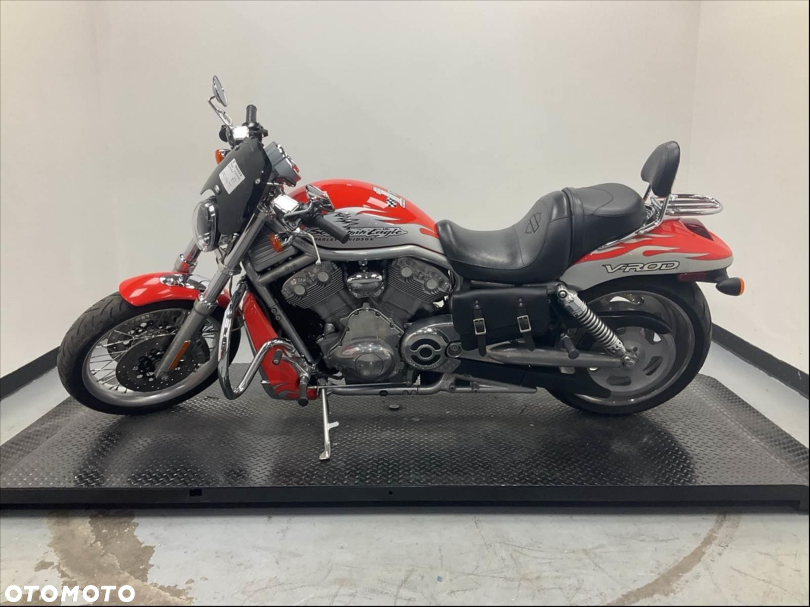 Harley-Davidson Softail V-Rod - 3